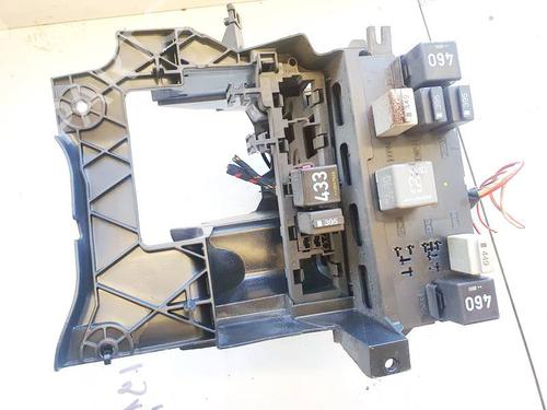 Used Fuse box Fuse box SEAT LEON (1P1) 2.0 TDI (140 hp) 32949513 32949513