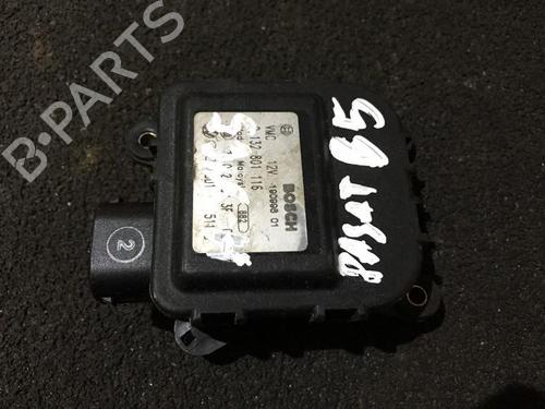 electronic-module-vw-passat-b5-variant-3b5-1997-1998-1999-2000-2001-33483929 main image