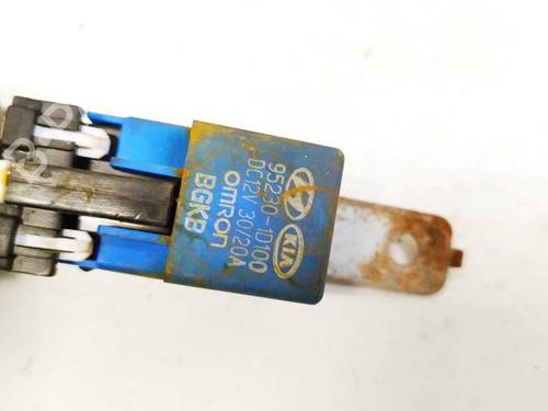 Electronic sensor KIA CARENS III MPV (UN) 2.0 CRDi 115 | BP32549887M84 - Image 2