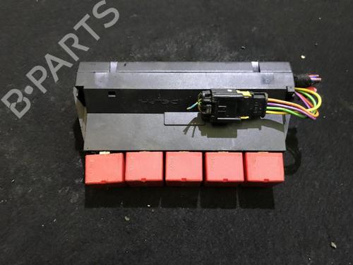 fuse-box-renault-espace-iv-jk01_-2002-33487241 main image