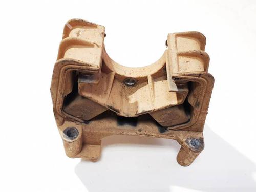 Used Engine mount Engine mount 32926494 32926494