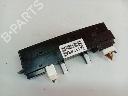 Warning switch HYUNDAI i20 I (PB, PBT) 1.2 | BP38581428I22 - Image 2