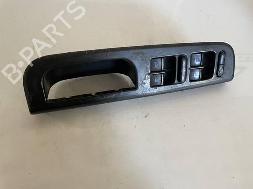 Used Switch SKODA SUPERB I (3U4) 2.5 TDI (155 hp) 32919489