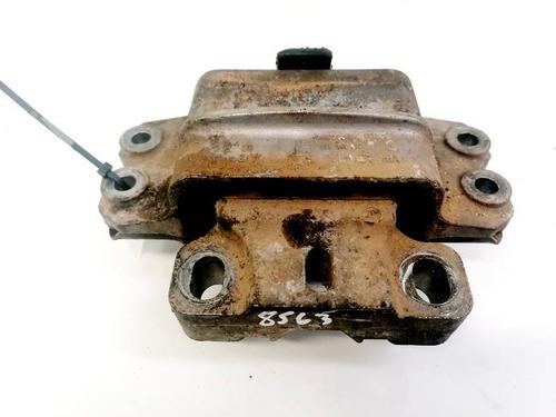 Used Engine mount Engine mount VW PASSAT B6 (3C2) 1.9 TDI (105 hp) 32924742 32924742
