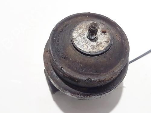 Used Engine mount Engine mount VW PASSAT B3/B4 Variant (3A5, 35I) 1.6 TD (80 hp) 33080203 33080203