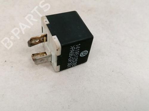 Electronic sensor VW GOLF PLUS V (5M1, 521) 1.9 TDI | BP33083095M84 - Image 2