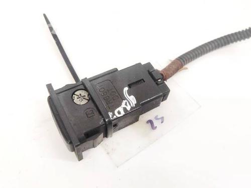 Used Switch Switch TOYOTA AVENSIS (_T25_) 2.0 D-4D (CDT250_, CDT250R) (116 hp) 35305541 35305541