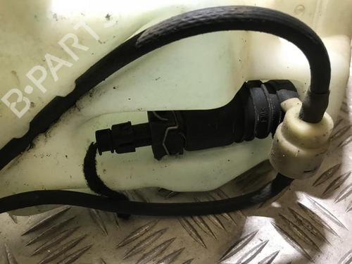 Used Washer pump Washer pump 35695311 35695311