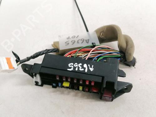 Used Fuse box Fuse box MAZDA 2 (DY) 1.4 (80 hp) 33082546 33082546