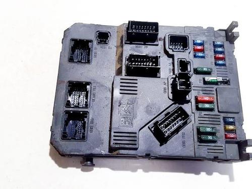 Used Fuse box Fuse box PEUGEOT 206 Hatchback (2A/C) 1.9 D (69 hp) 33516728 33516728