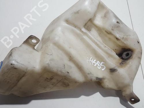 windscreen-washer-tank-audi-a4-b5-8d2-1994-1995-1996-1997-1998-1999-2000-2001-35843394 main image
