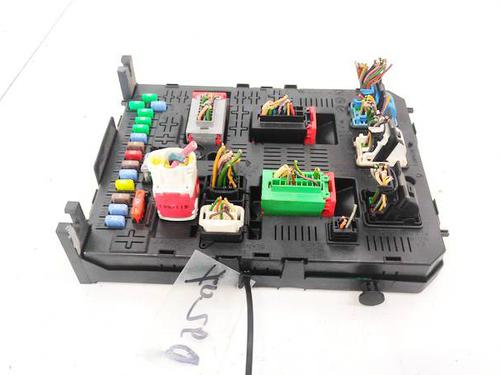 Used Fuse box Fuse box CITROËN C4 Grand Picasso I (UA_) 1.6 HDi 110 (112 hp) 32947335 32947335