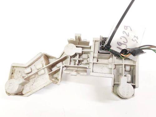 lamp-holder-volvo-v50-545-2003-2004-2005-2006-2007-2008-2009-2010-2011-2012-35294856 main image