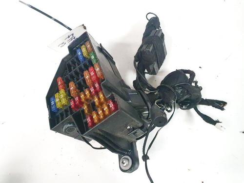 fuse-box-vw-passat-b6-3c2-2005-2006-2007-2008-2009-2010-2011-32896309 main image