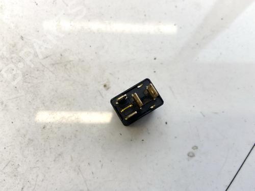 Electronic sensor ALFA ROMEO 147 (937_) 2.0 16V T.SPARK (937.AXA1, 937.AXC1, 937.BXC1) | BP32891848M84 - Image 3