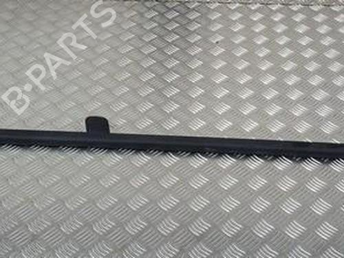 Tagræling Tagræling VW PASSAT B3/B4 Variant (3A5, 35I) 1.9 TDI (90 hp) 35673582 35673582