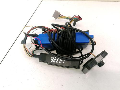 Used Electronic module Electronic module VW GOLF V (1K1) 1.4 FSI (90 hp) 32901389 32901389