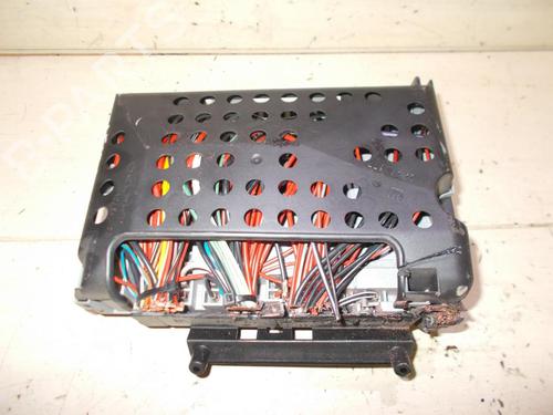 Used Fuse box Fuse box OPEL ZAFIRA A MPV (T98) 1.8 16V (F75) (116 hp) 33508646 33508646