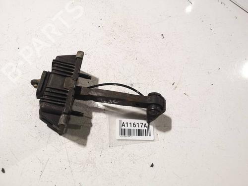 Dørhængsel/Dørbegrænser Dørhængsel/Dørbegrænser TOYOTA AVENSIS (_T25_) 2.2 D-CAT (ADT251_, ADT251R) (177 hp) 37625887 37625887