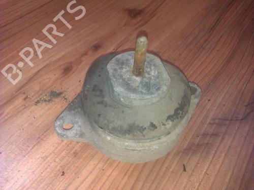 Used Engine mount Engine mount AUDI 100 C3 Saloon (443, 444) 2.0 D (70 hp) 33514312 33514312