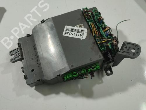 Used Fuse box Fuse box HONDA ACCORD VII (CL, CN) 2.2 i-CTDi (CN1) (140 hp) 33488061 33488061