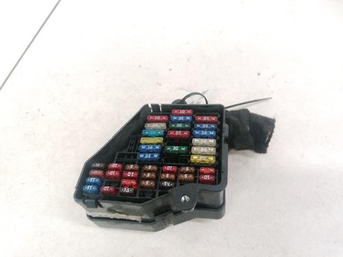 Used Fuse box Fuse box VW GOLF IV (1J1) 1.9 TDI (101 hp) 32890160 32890160
