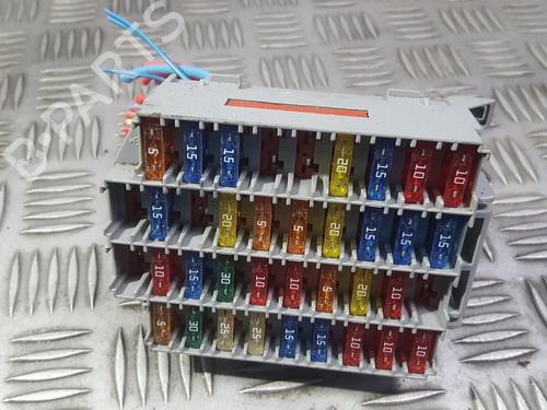 Used Fuse box Fuse box VOLVO V70 II (285) 2.4 (170 hp) 33494374 33494374