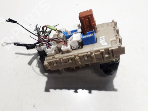 Used Fuse box Fuse box NISSAN ALMERA II Hatchback (N16) 2.2 Di (110 hp) 33527906 33527906