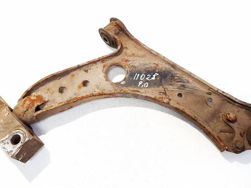 Used Right front suspension arm Right front suspension arm VW GOLF V (1K1) 1.9 TDI (90 hp) 34746455 34746455
