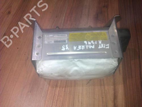 Used Passenger airbag Passenger airbag FIAT MAREA (185_) 1.9 JTD 105 (185AXN1A) (105 hp) 33502671 33502671