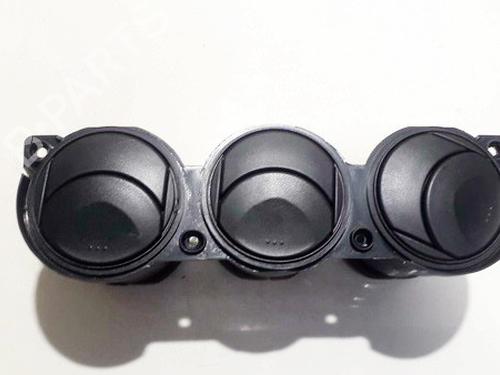 Used Air vent Air vent MAZDA 6 Hatchback (GG) 2.0 DI (GG14) (136 hp) 33526864 33526864