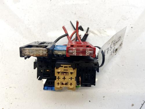 Used Fuse box VW PASSAT B5 Variant (3B5) 1.9 TDI (90 hp) 32891372