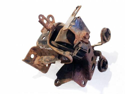 Used Engine mount Engine mount NISSAN X-TRAIL I (T30) 2.2 dCi 4x4 (136 hp) 35831693 35831693