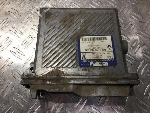 Used Engine control unit (ECU) Engine control unit (ECU) VOLVO V40 Estate (645) 1.9 TD (90 hp) 33483260 33483260
