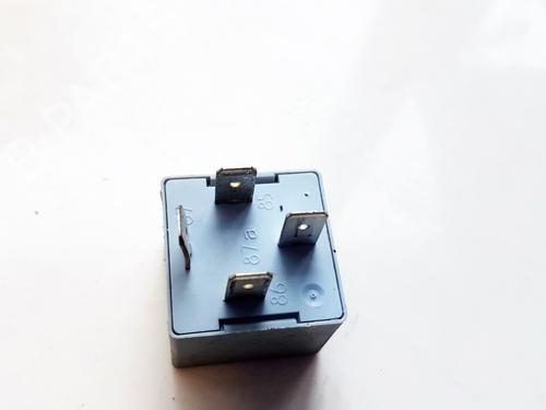 Electronic sensor SKODA OCTAVIA II (1Z3) 1.9 TDI | BP33527180M84 - Image 2