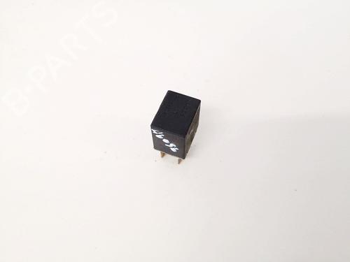 Used Electronic sensor Electronic sensor OPEL ZAFIRA A MPV (T98) 2.0 DTI 16V (F75) (101 hp) 33065483 33065483