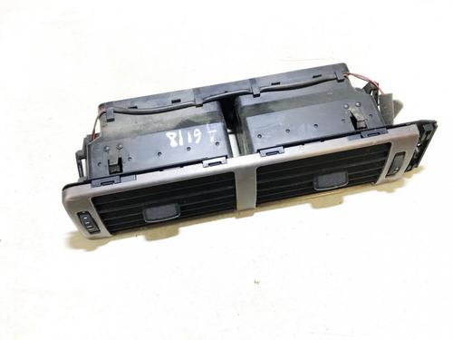 air-vent-audi-a6-c5-4b2-4b4-1997-1998-1999-2000-2001-2002-2003-2004-2005-33069079 main image