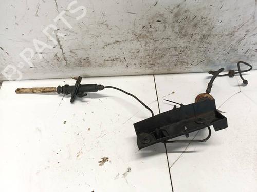 Used Clutch slave cylinder Clutch slave cylinder 34964174 34964174
