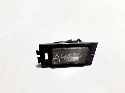 interior-roof-light-audi-100-c4-avant-4a5-1990-1991-1992-1993-1994-35849150 main image