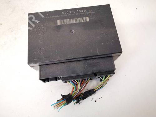Used Electronic module Electronic module SKODA FABIA II (542) 1.4 TDI (80 hp) 35383784 35383784