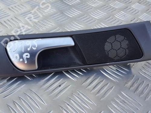 Used Front right interior door handle Front right interior door handle 35674608 35674608