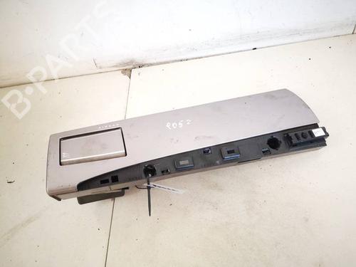 Used Air vent JAGUAR XF I (X250) 2.7 D (207 hp) 32944202