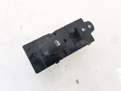 Used Switch Switch NISSAN QASHQAI II (J11, J11_) 1.3 DIG-T (160 hp) 33096577 33096577