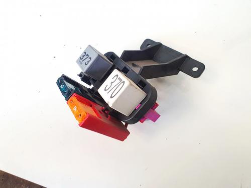 Fuse box VW PASSAT B5.5 (3B3) 1.9 TDI | BP32902030E1 - Image 2