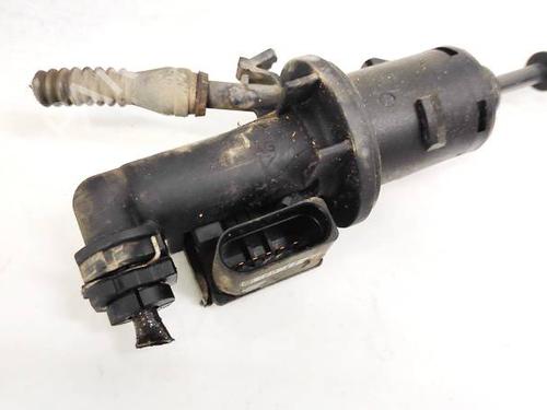 Clutch slave cylinder VW PASSAT B6 (3C2) 2.0 TDI | BP35336525M113 - Image 2