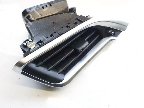 Luftventilen PEUGEOT 208 I (CA_, CC_) 1.2 VTI 82 (82 hp) 32563798