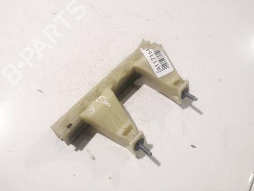 Used Rear bumper bracket Rear bumper bracket 38551500 38551500