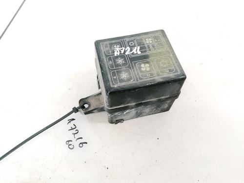 Used Fuse box Fuse box MITSUBISHI COLT V (CJ_, CP_) 1300 GL,GLX (CJ1A) (75 hp) 32882054 32882054