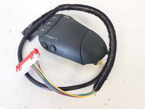Used Steering wheel controls Steering wheel controls 35509684 35509684