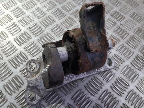 Used Engine mount Engine mount HONDA CR-V II (RD_) 2.0 (RD5) (150 hp) 33495112 33495112